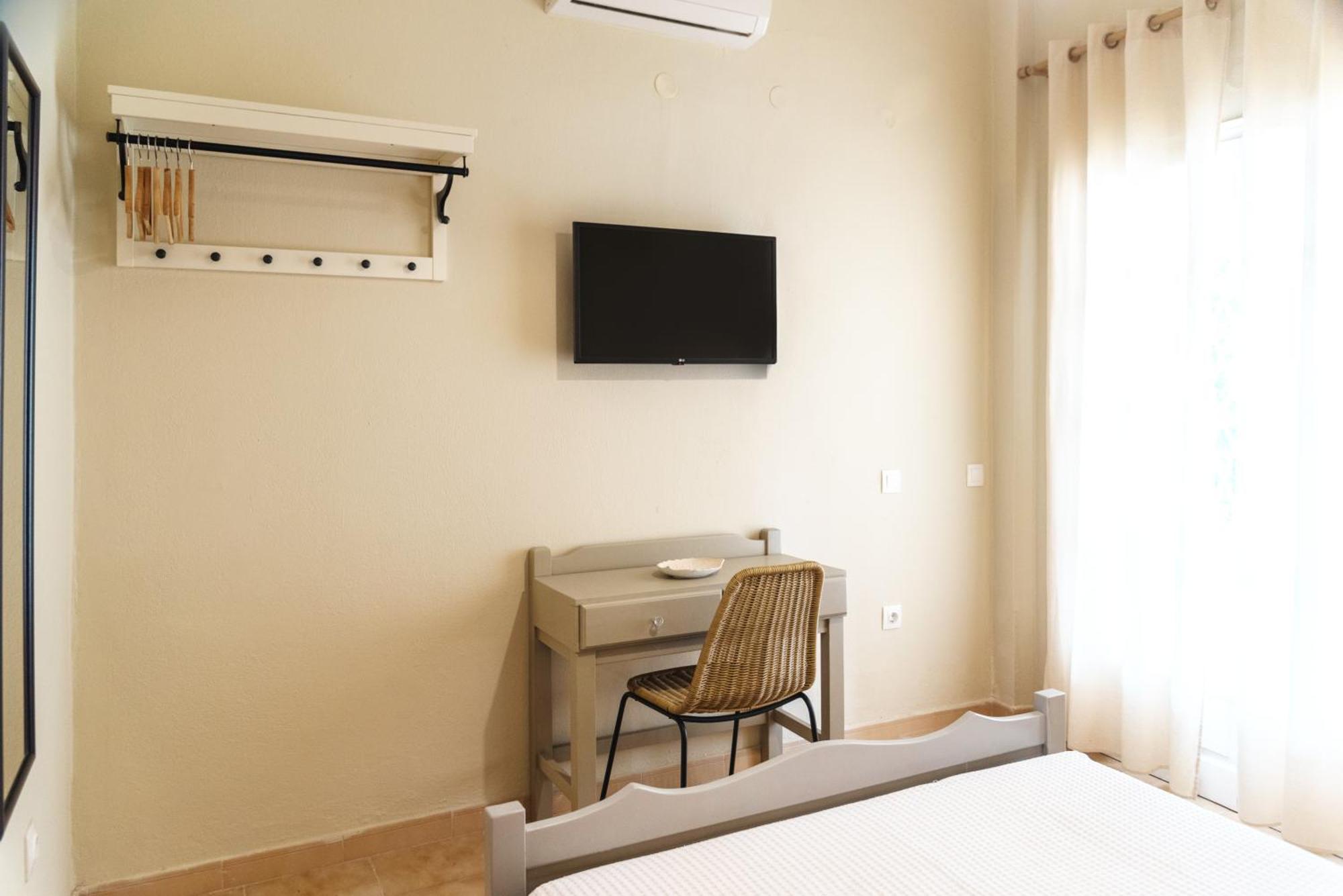 Kamini Apartment *