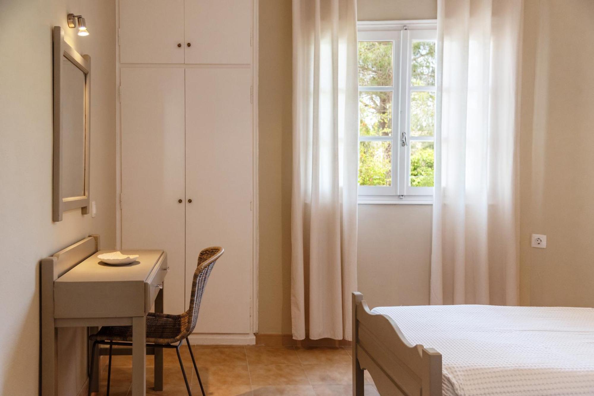 Kamini Apartment